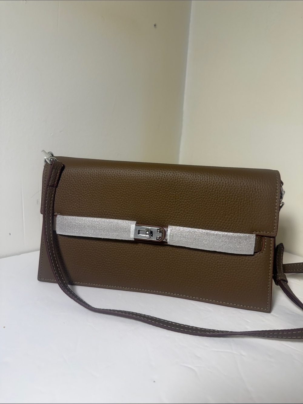 Everyday Pebble Leather Crossbody Bag in Brown with Silver Accent